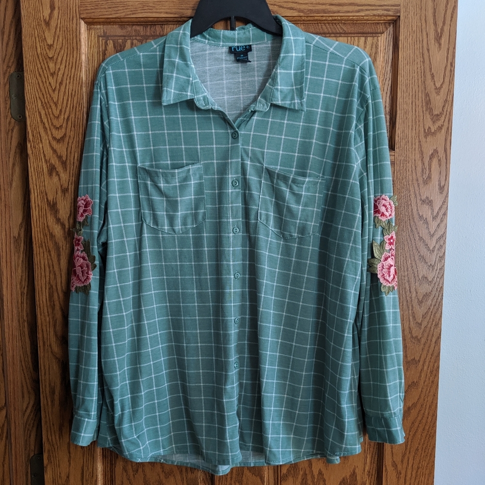 Plus flannel top